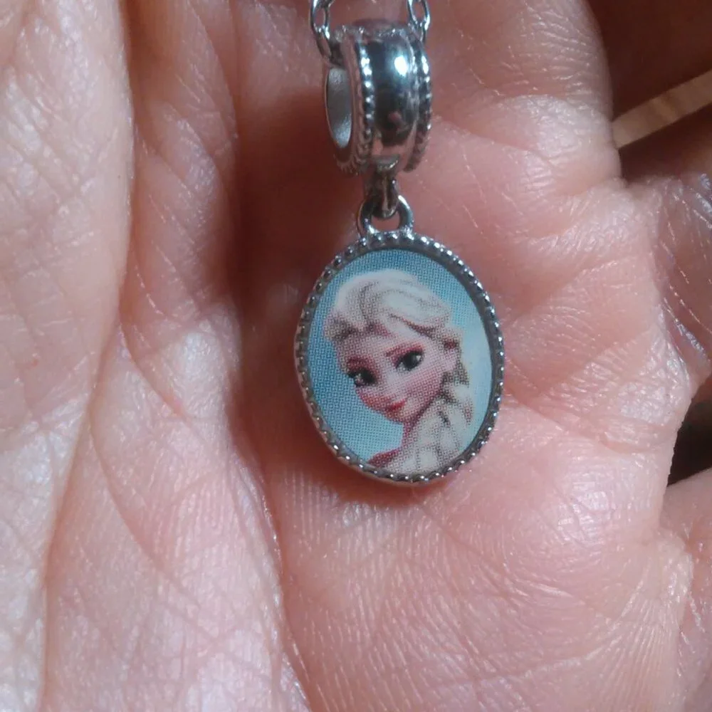 Disney Frozen Princess Anna and Elsa Stainless Steel Pendant Necklace + Keychain